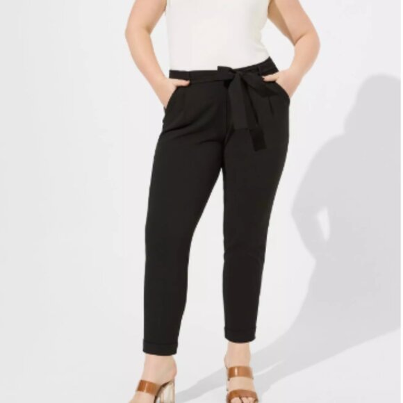 STUDIO By TORRID NWT 2X 18 20 Black Pull-On High-Rise Crepe Pant Belt Stretch - Picture 1 of 11